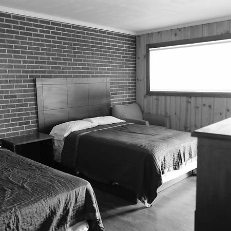 Richmond Motel Екстер'єр фото