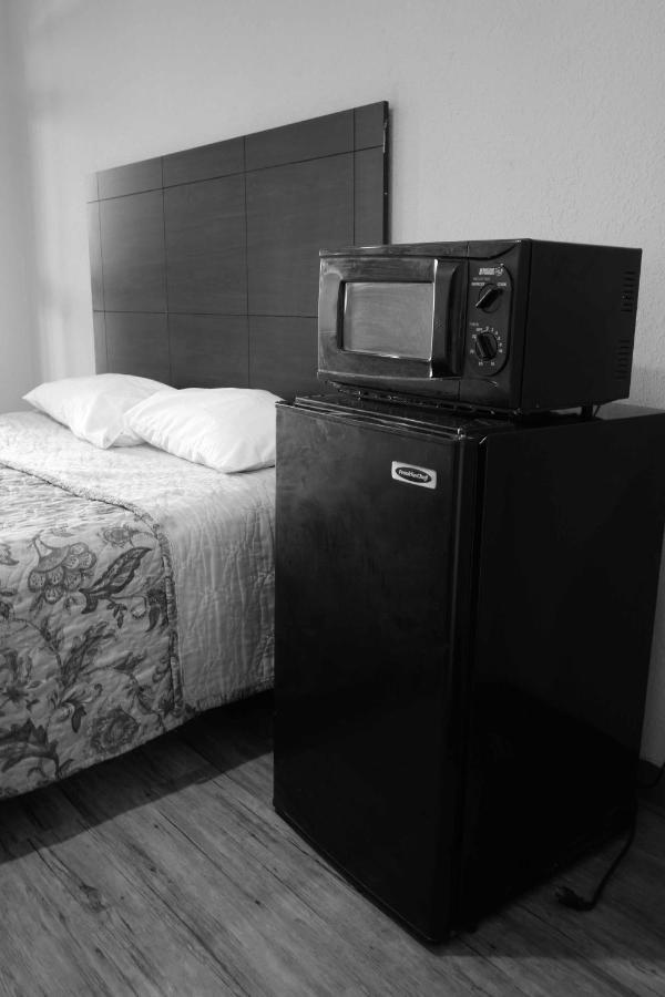 Richmond Motel Екстер'єр фото