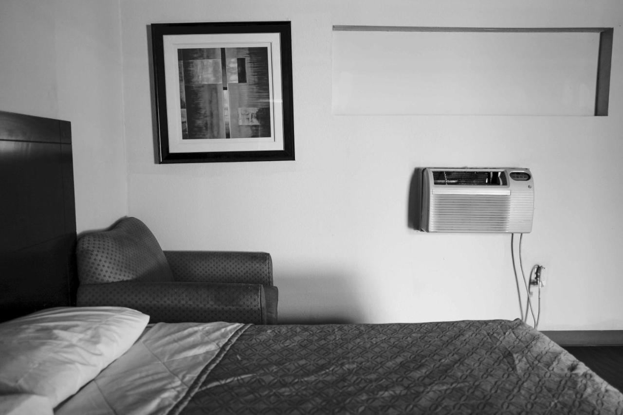 Richmond Motel Екстер'єр фото